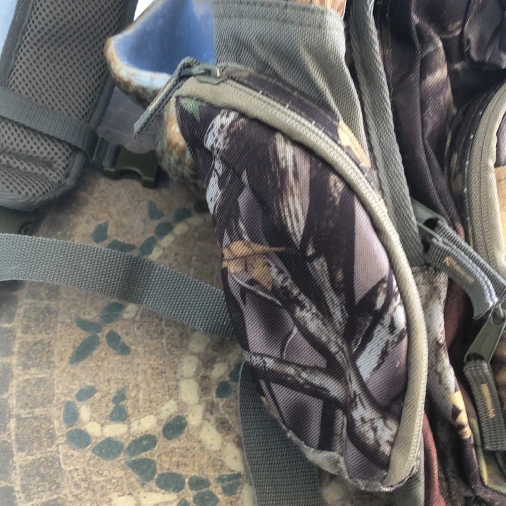 GOODYEAR CAMO BACKPACK • GUC - Picture 6 of 17